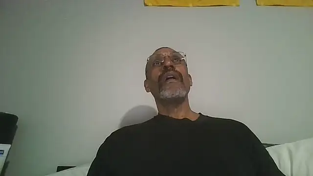 Snapshot of swimmer2496 chatting on 03-29-26, 02:44 swimmer2496 online show from 03-29-26, 02:44