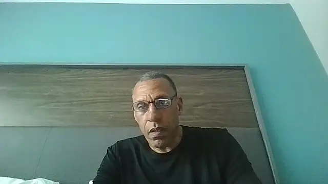 swimmer2496 online show from 05-16-26, 05:56