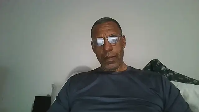 swimmer2496 online show from 05-22-26, 01:57