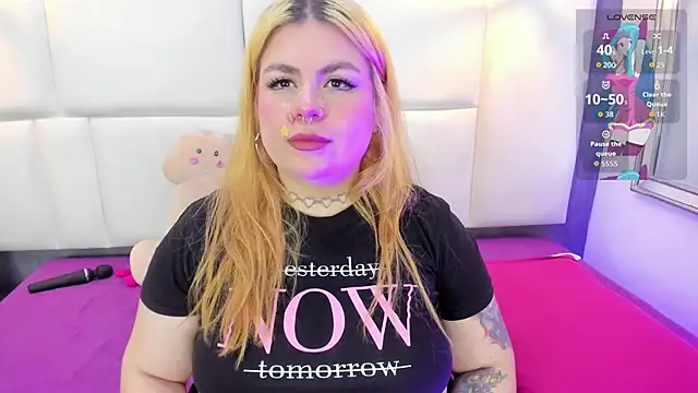 Martina armos online show from 04-08-26, 01:33