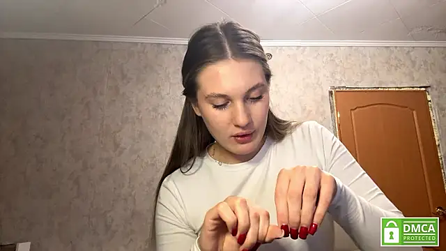 Jolievic online show from 03-17-26, 06:11