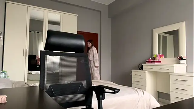 Iuckystar19 online show from 02-08-26, 02:42