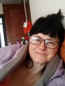 AliceSwan57 online show from 05-28-26, 03:26