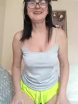 AliceSwan57 online show from 06-17-26, 06:16