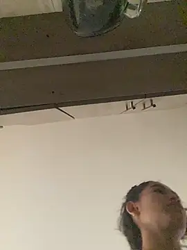 JuliaaVega online show from 04-14-26, 12:55