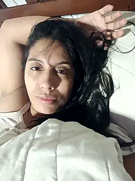 LizaLorini online show from 04-16-26, 01:23