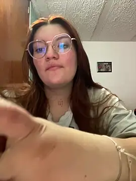 Snapshot of Vixroy7 chatting on 06-17-26, 10:54 Vixroy7 online show from 06-17-26, 10:54