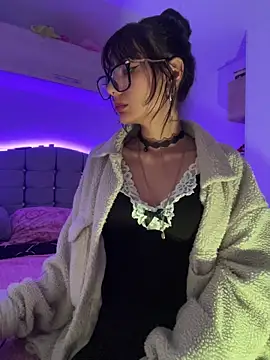  Lucycherry online show from 05-03-26, 06:52