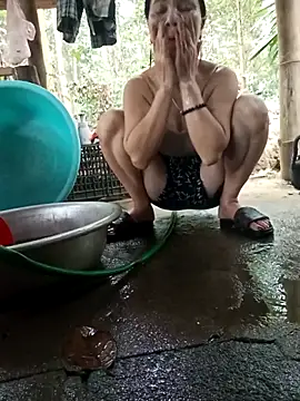 Nuna 689 online show from 04-16-26, 03:18