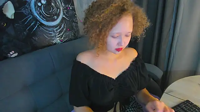 Snapshot of Senya_Sol chatting on 06-05-26, 10:37 Senya Sol online show from 06-05-26, 10:37