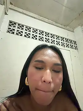 yourfavesamantha online show from 03-26-26, 06:08