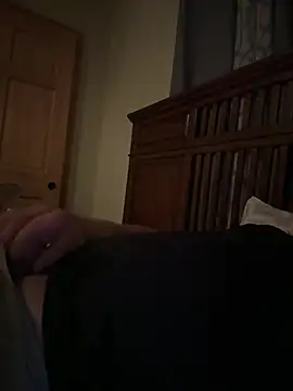 Snapshot of Clarizta chatting on 04-05-26, 01:47 Clarizta online show from 04-05-26, 01:47