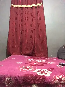 InstantPigweed online show from 03-26-26, 03:34