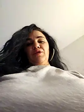 Snapshot of VickyVice chatting on 02-07-26, 08:07 VickyVice online show from 02-07-26, 08:07