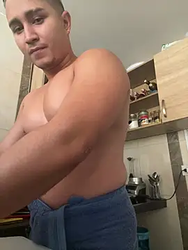 Snapshot of Axel_nova chatting on 05-14-26, 04:36 Axel nova online show from 05-14-26, 04:36