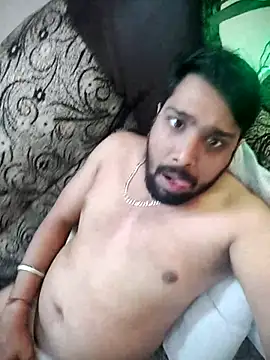 Snapshot of Ajju121092 chatting on 03-10-26, 02:16 Ajju121092 online show from 03-10-26, 02:16