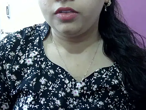 Cute Aliyaa online show from 05-05-26, 12:02