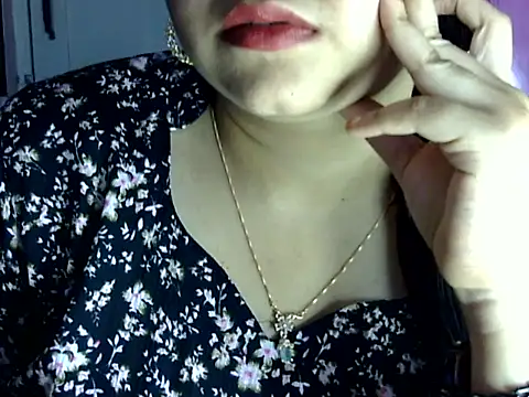 Snapshot of Cute_Aliyaa chatting on 07-02-26, 01:50 Cute Aliyaa online show from 07-02-26, 01:50