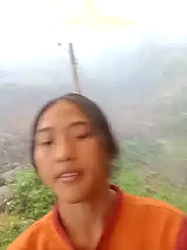 Hoa-tuylip online show from 03-22-26, 01:09