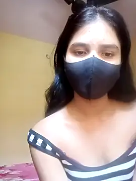 Mahira-- online show from 06-17-26, 04:59