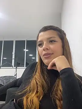 Snapshot of aryanseducao chatting on 02-11-26, 01:10 aryanseducao online show from 02-11-26, 01:10