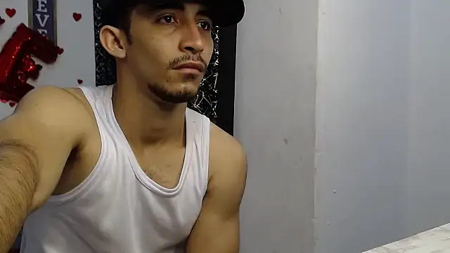 Snapshot of Caius_fox chatting on 03-14-26, 11:37 Caius fox online show from 03-14-26, 11:37