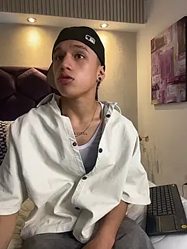 Snapshot of Dominik_Souza chatting on 07-09-26, 08:57 Dominik Souza online show from 07-09-26, 08:57