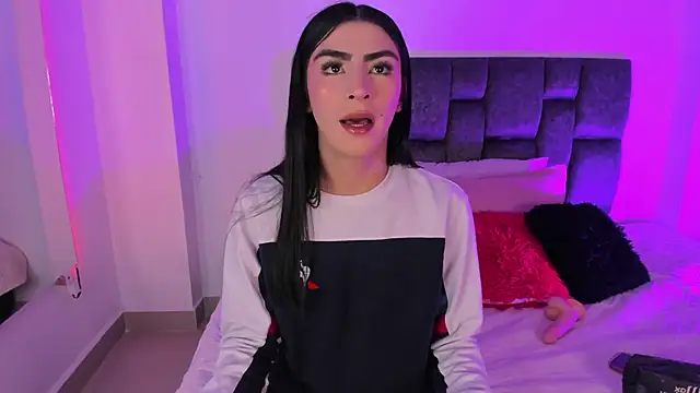 Isabella Moon9 online show from 03-26-26, 12:22