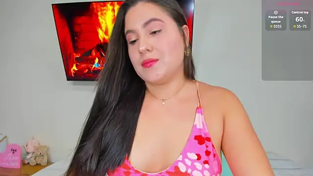 Snapshot of Alessandra_01 chatting on 07-09-26, 01:37 Alessandra 01 online show from 07-09-26, 01:37