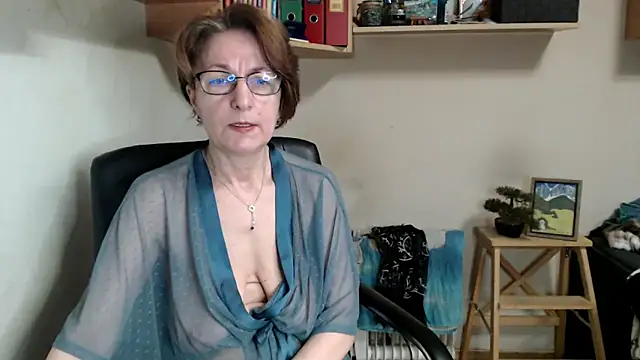 katemodel online show from 05-21-26, 06:42