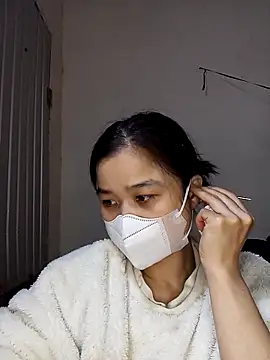 Daisy-lusia2026 online show from 04-04-26, 02:25