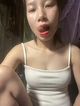 -Xenia  online show from 03-28-26, 03:33