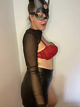 Snapshot of Mishelxxx2 chatting on 07-23-26, 06:33 Mishelxxx2 online show from 07-23-26, 06:33