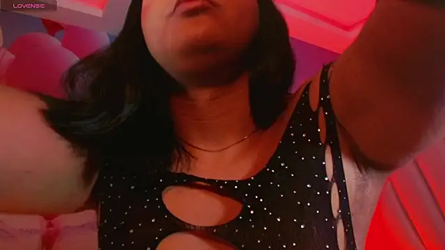 Maia Hotts online show from 03-11-26, 11:27