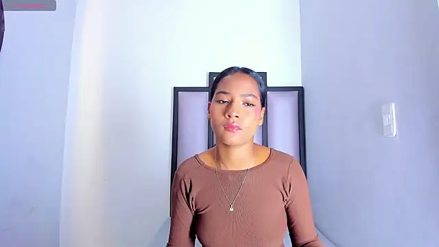 AyshelDoll1 online show from 05-07-26, 11:37