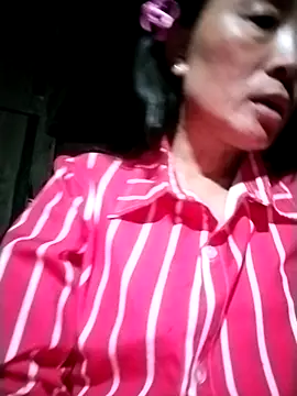 Snapshot of Neoone_1 chatting on 04-30-26, 12:44 Neoone 1 online show from 04-30-26, 12:44