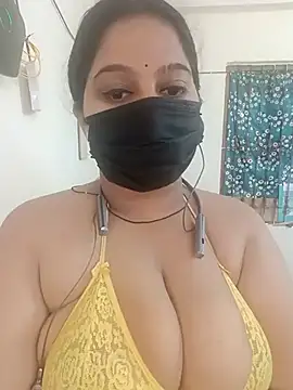Aliya Hott online show from 07-19-26, 06:39