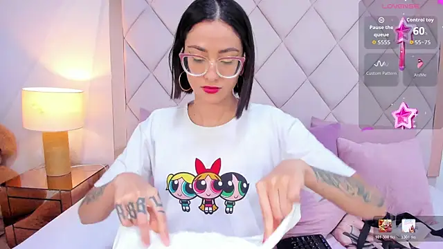 crystalstonee online show from 04-02-26, 08:39