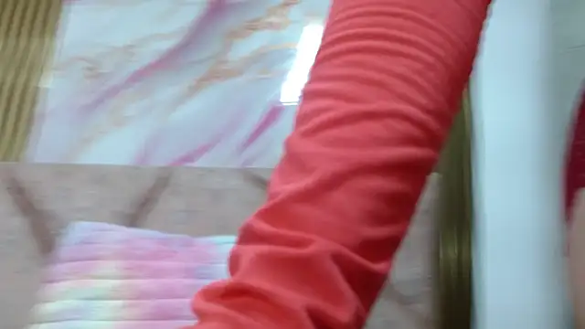 ElaMurray02 online show from 04-14-26, 12:44