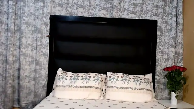 Snapshot of AppleAsss chatting on 03-22-26, 08:23 AppleAsss online show from 03-22-26, 08:23