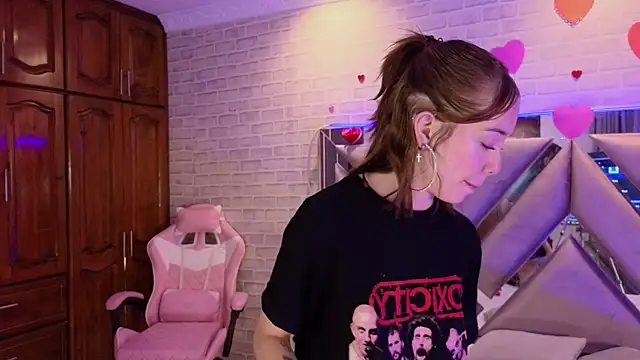 HarperrWest online show from 04-07-26, 09:15