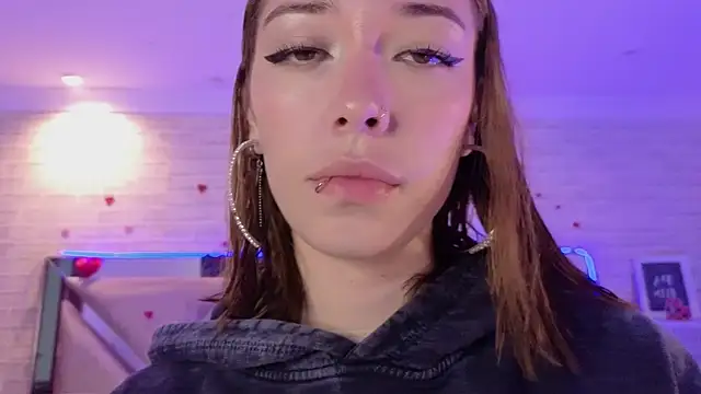 HarperrWest online show from 04-10-26, 08:02