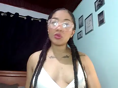 Sexy Supermomm online show from 04-07-26, 11:37