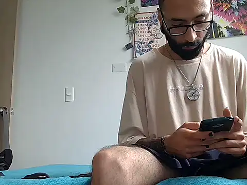 venus midnight online show from 02-15-26, 01:52