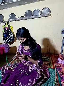 Snapshot of bharticouple chatting on 04-30-26, 03:40 bharticouple online show from 04-30-26, 03:40