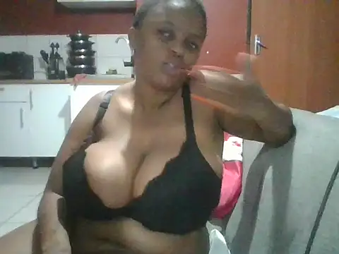 Snapshot of PrettyLisa26 chatting on 04-16-26, 03:18 PrettyLisa26 online show from 04-16-26, 03:18