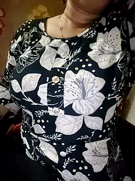 Snapshot of PARI51 chatting on 07-05-26, 08:16 PARI51 online show from 07-05-26, 08:16