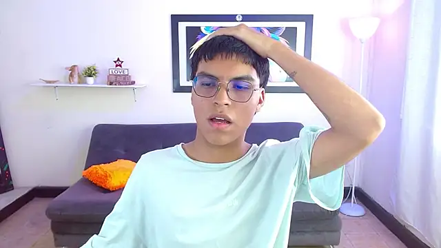 Maecum18 online show from 03-16-26, 09:08