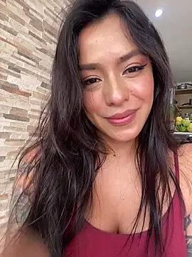 Snapshot of foxxy_lover chatting on 02-06-26, 07:28 foxxy lover online show from 02-06-26, 07:28