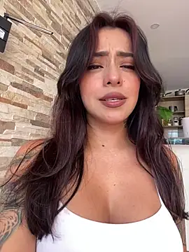 Snapshot of foxxy_lover chatting on 02-11-26, 04:01 foxxy lover online show from 02-11-26, 04:01